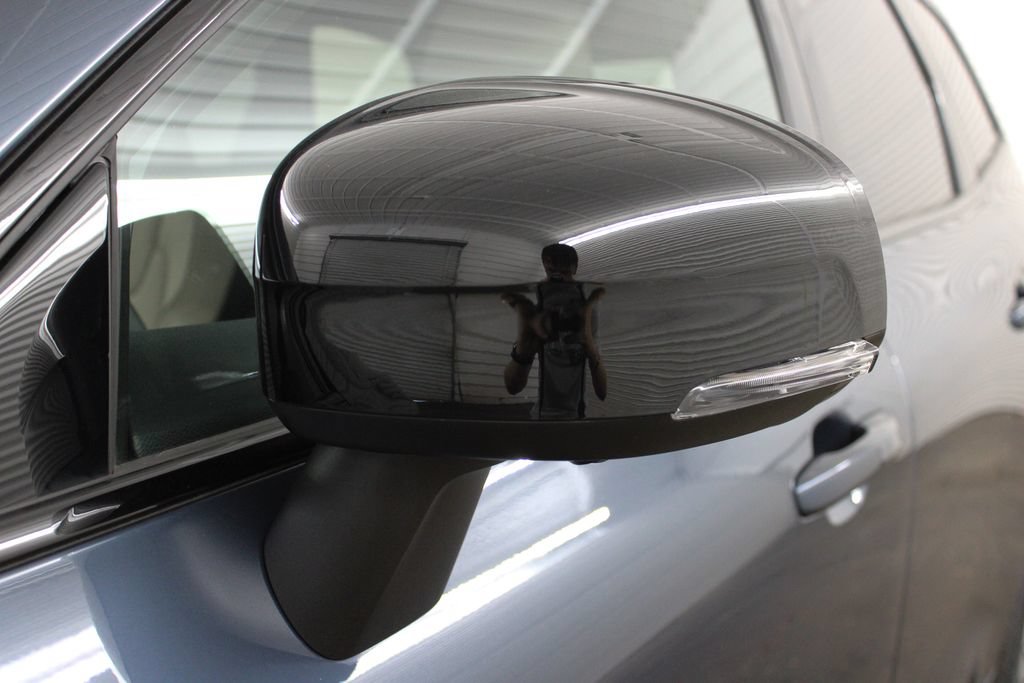 New 2026 Volvo XC60 B5 Plus w/ Protection Package Premier AWD/4WD image 7