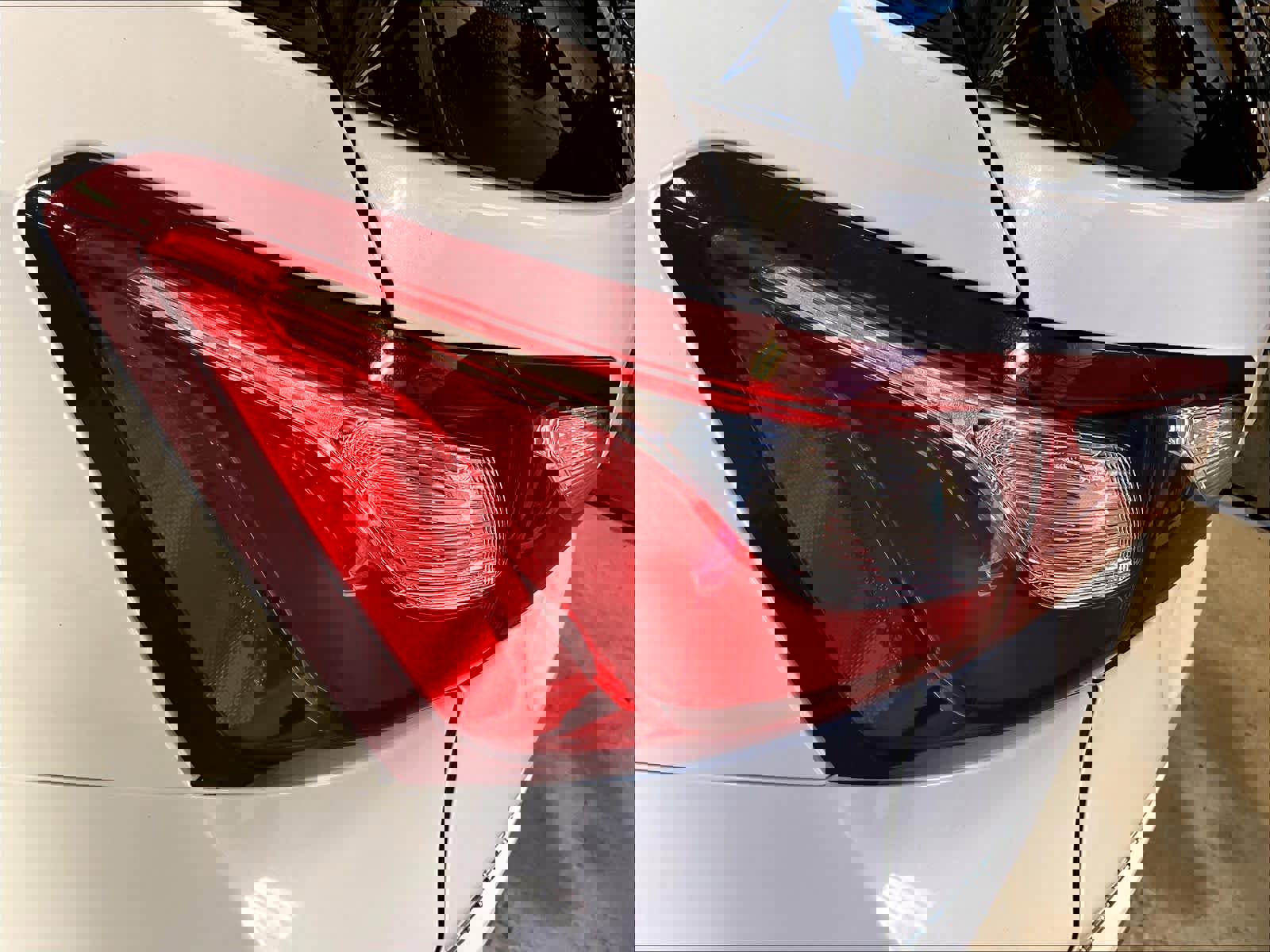 Used 2019 Chevrolet Equinox Premier image 35