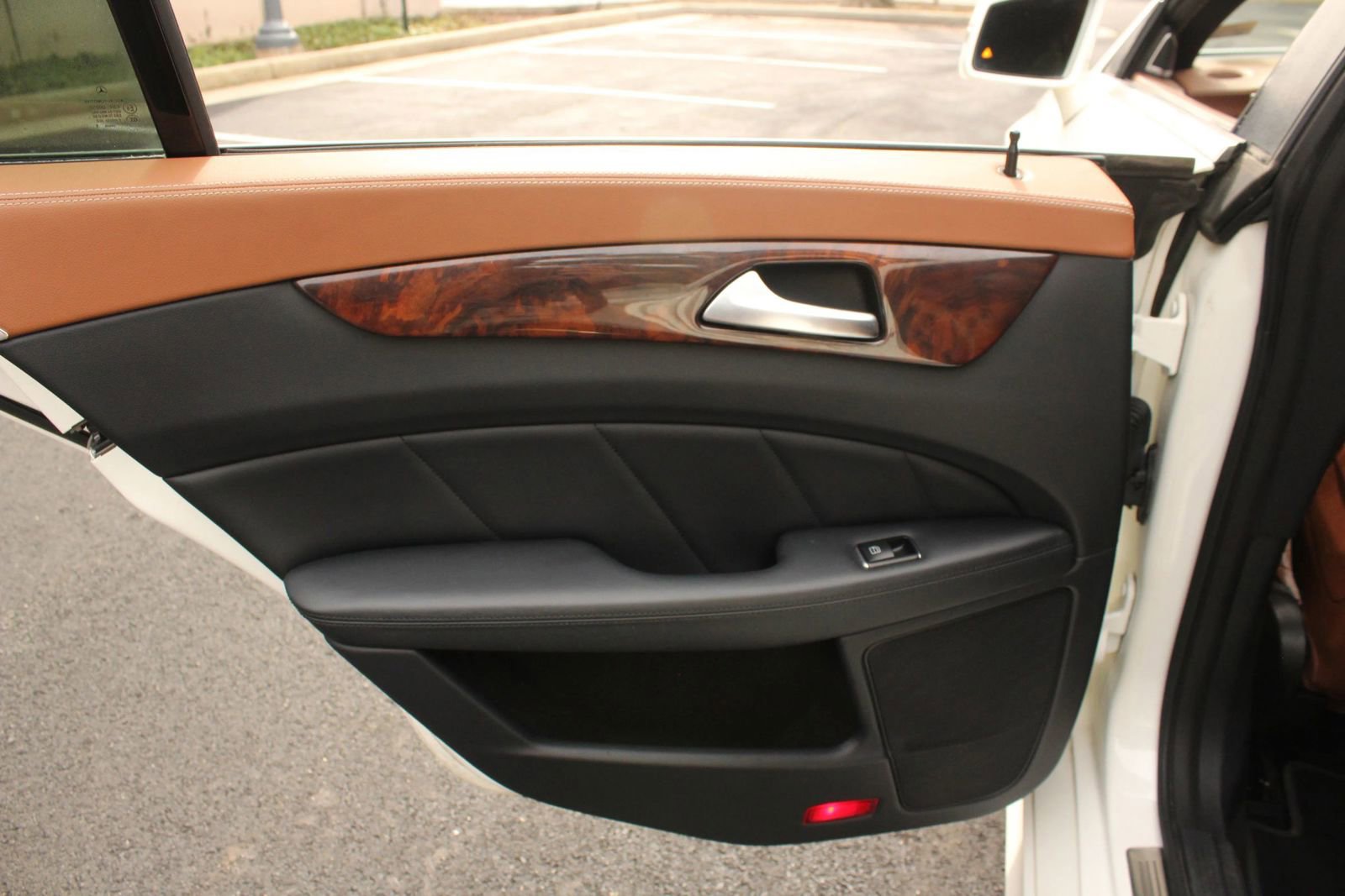 Used 2015 Mercedes-Benz CLS 400 image 18