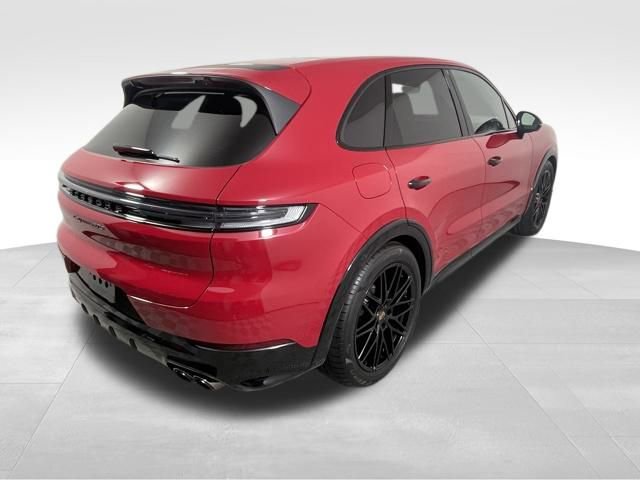 Used 2025 Porsche Cayenne GTS image 7