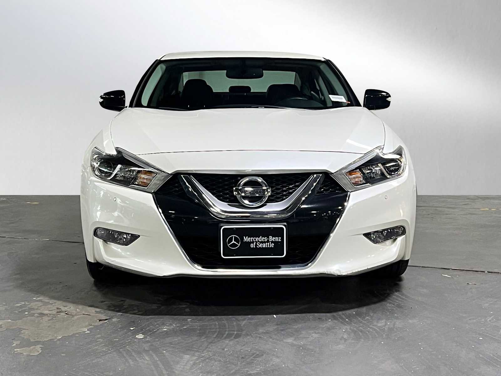 Used 2017 Nissan Maxima SR w/ Midnight Edition image 8