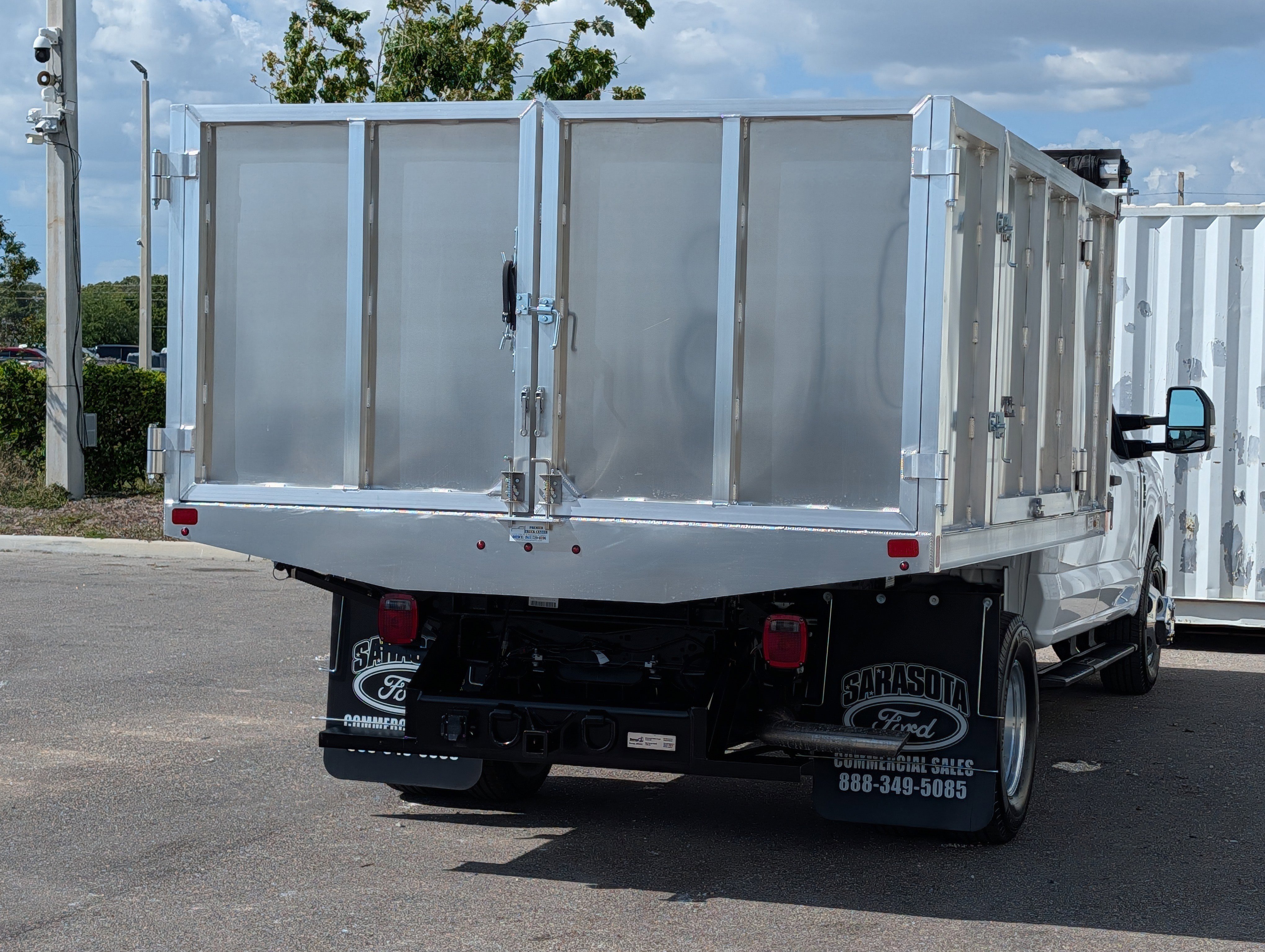 New 2026 Ford F350 XL w/ XL Chrome Package RWD image 5