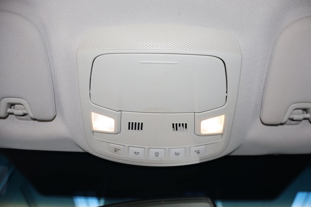Used 2016 Ford Edge SE FWD image 28