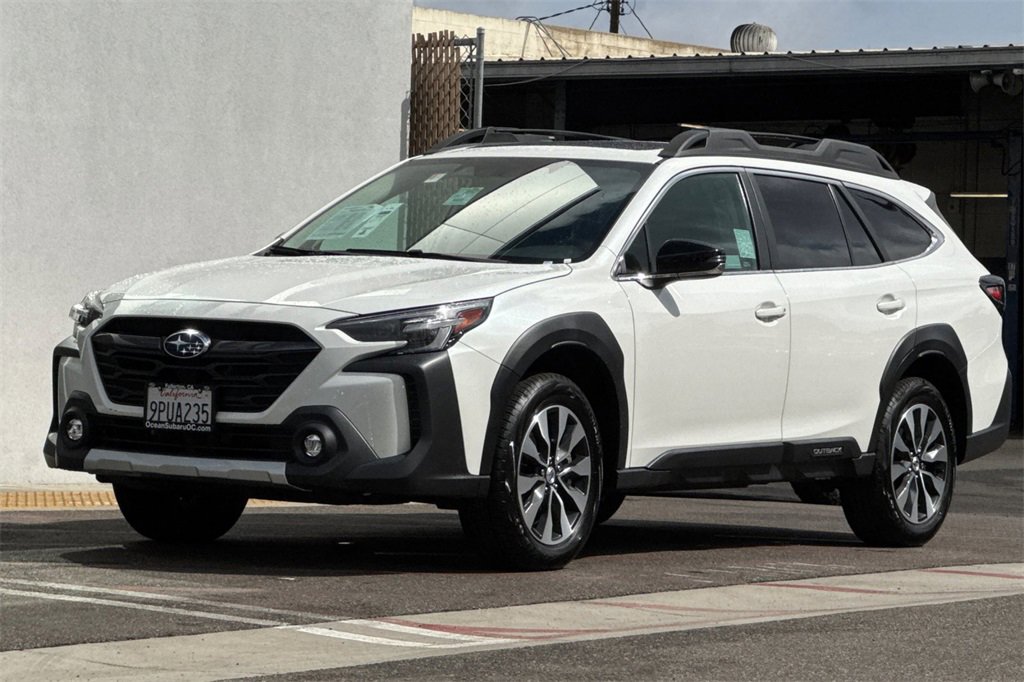 Used 2025 Subaru Outback Limited image 10