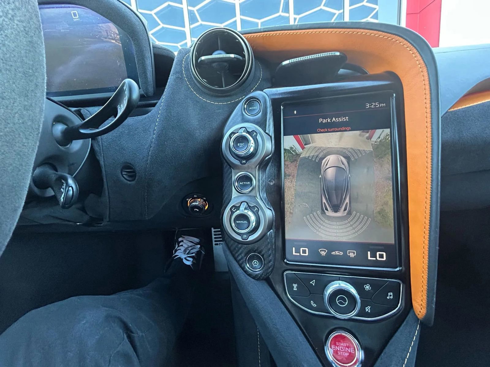 Used 2018 McLaren 720S image 22