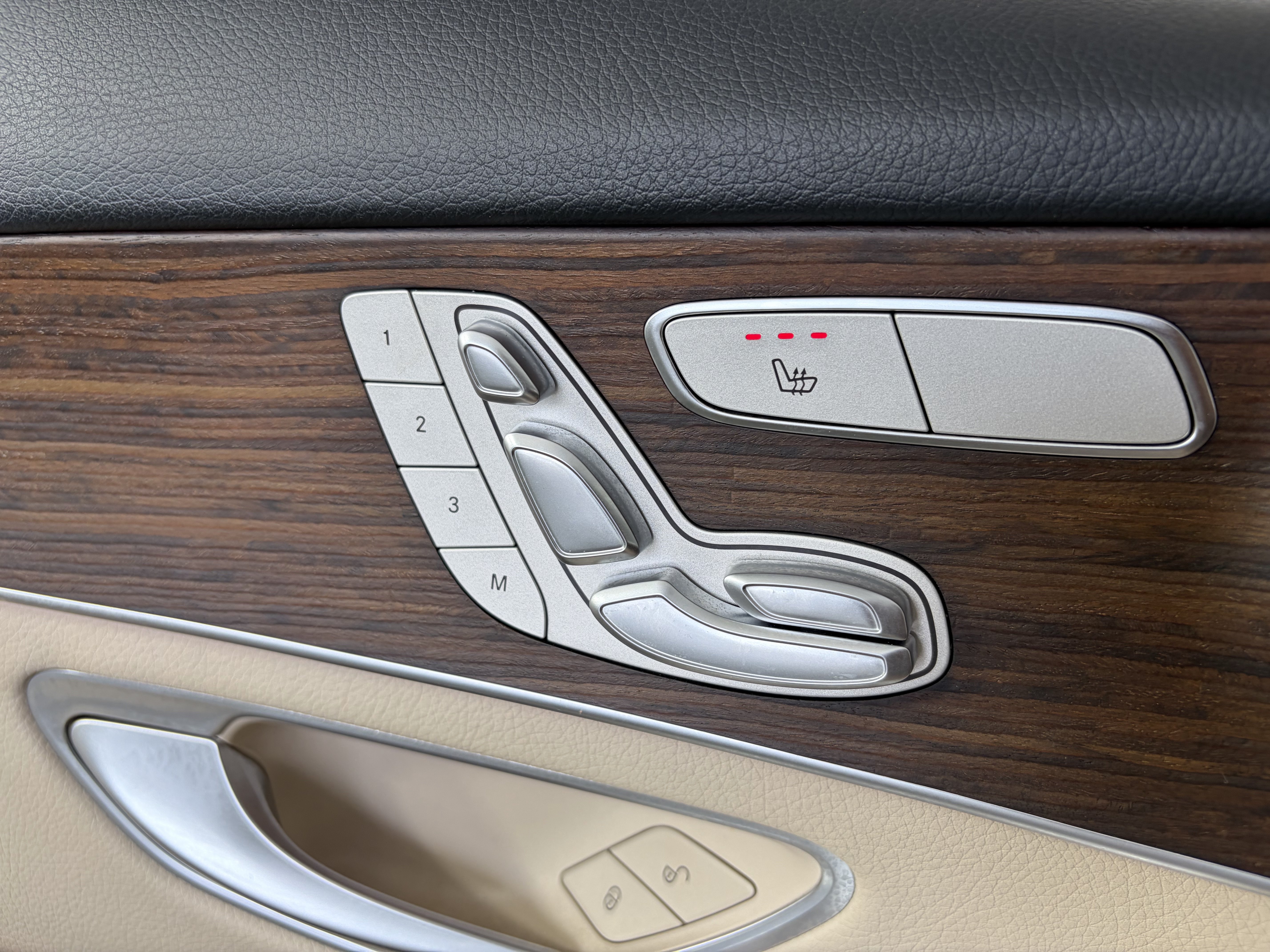 Certified 2022 Mercedes-Benz GLC 300 4MATIC image 26