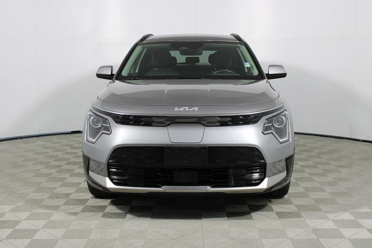 Used 2024 Kia Niro Wind FWD image 2