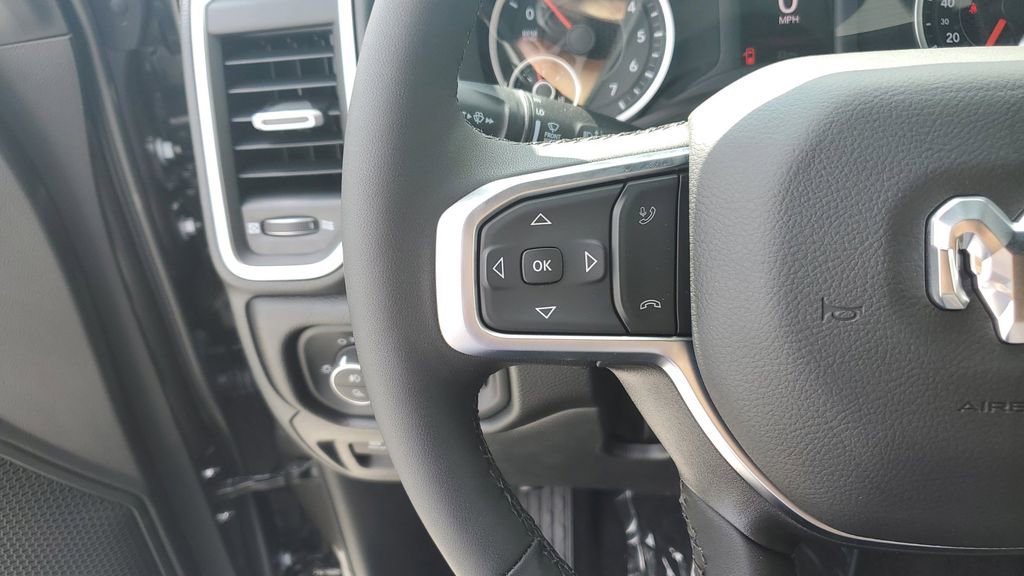New 2026 RAM 1500 Big Horn AWD/4WD image 30