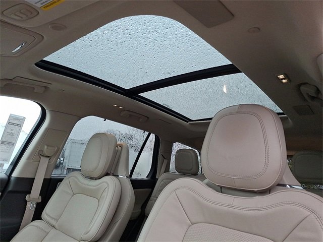 Certified 2024 Lincoln Aviator Reserve w/ Equipment Group 201A image 14