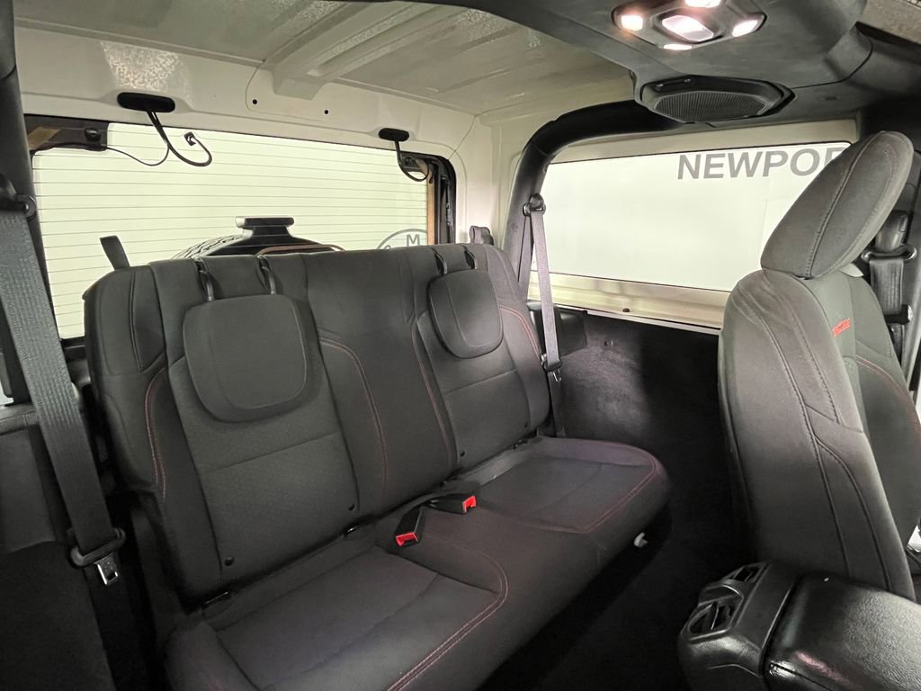 Used 2021 Jeep Wrangler Rubicon AWD/4WD image 22