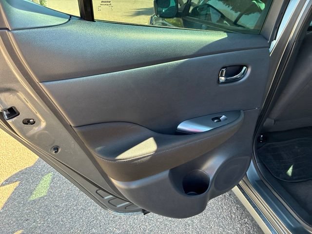 Certified 2025 Nissan Leaf S FWD image 25