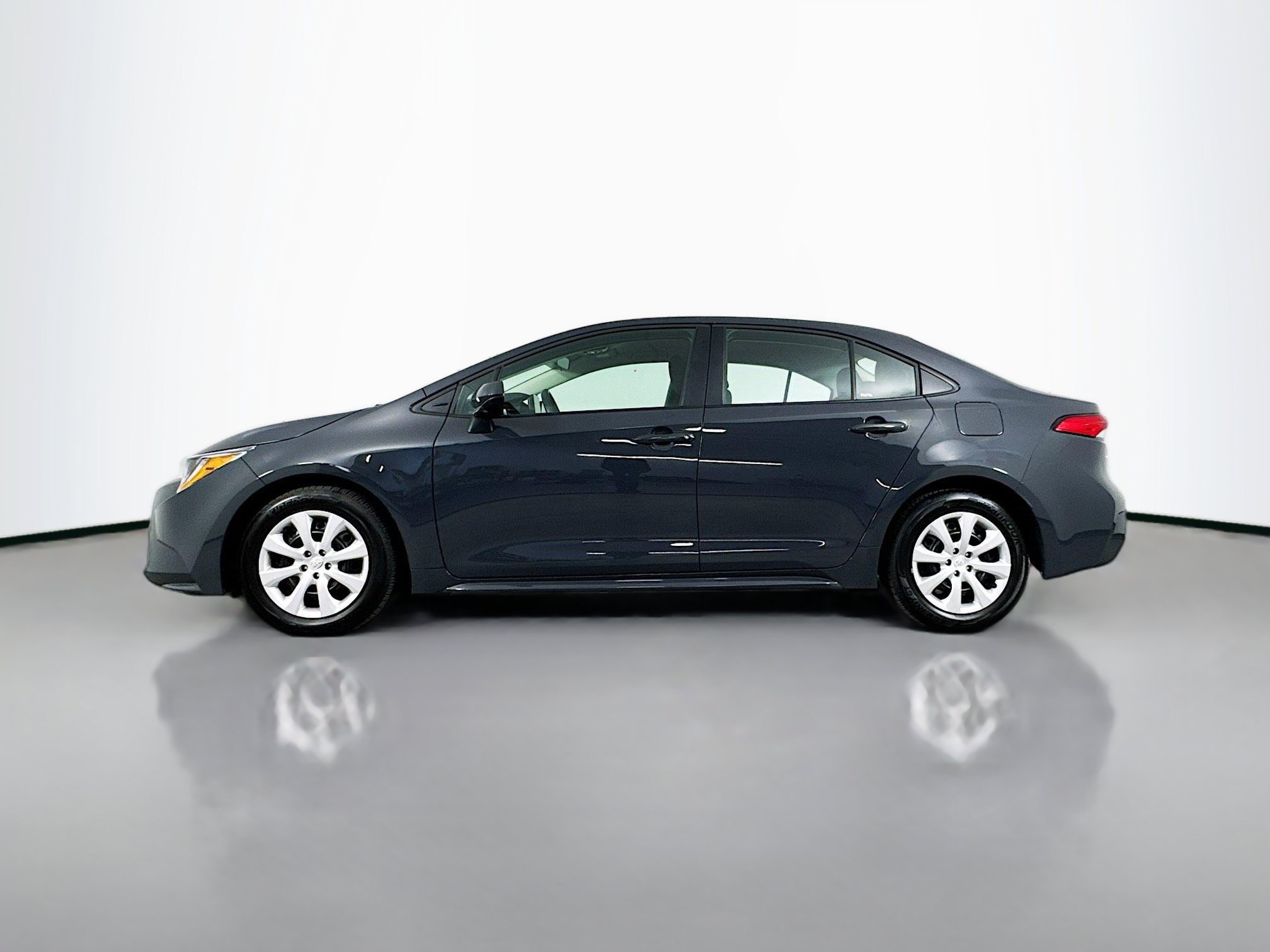 Certified 2026 Toyota Corolla LE FWD image 4