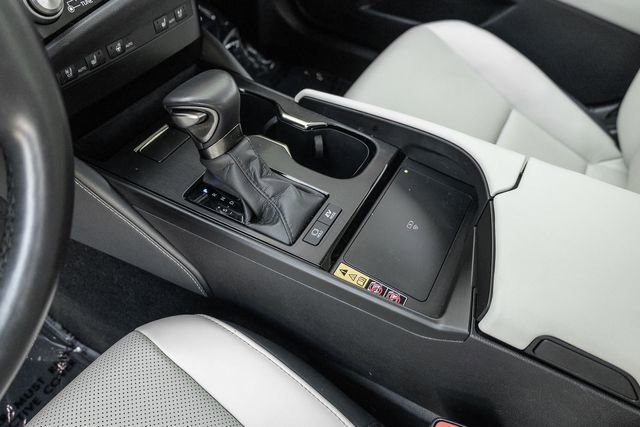 Used 2025 Lexus ES 300h 300h image 10