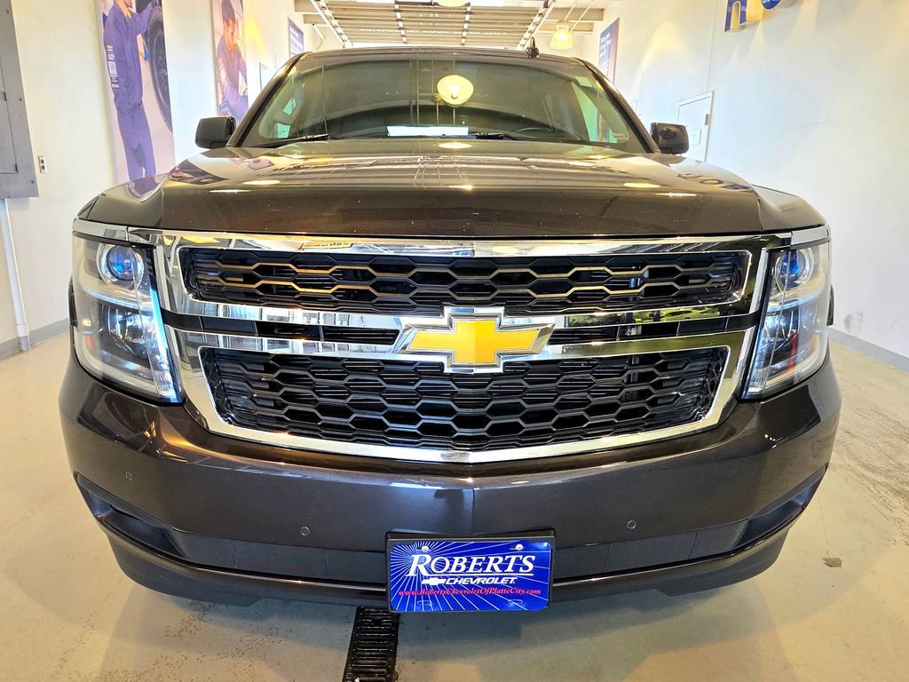 Used 2016 Chevrolet Suburban LT AWD/4WD image 3