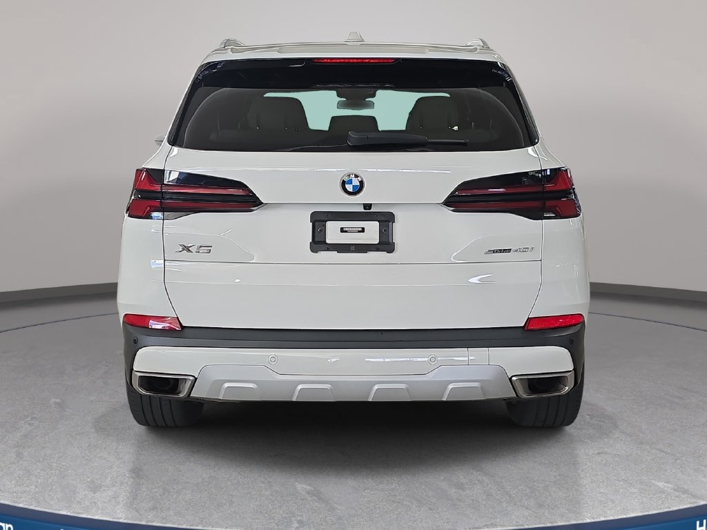 Certified 2024 BMW X5 sDrive40i w/ Premium Package RWD image 8