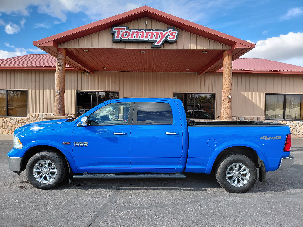 Used 2018 RAM 1500 SLT AWD/4WD image 1