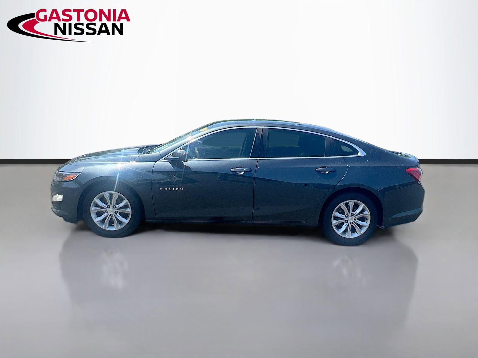 Used 2019 Chevrolet Malibu LT w/ Leather Package image 5