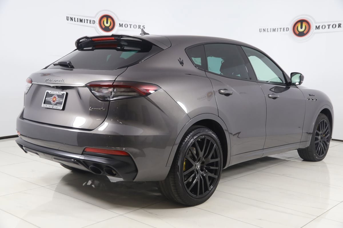 Used 2022 Maserati Levante Modena AWD/4WD image 3