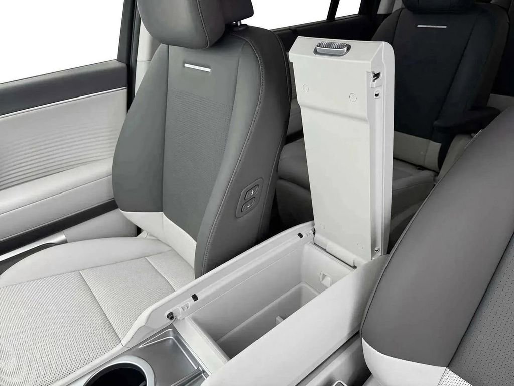 New 2026 Hyundai Ioniq 9 Limited image 35