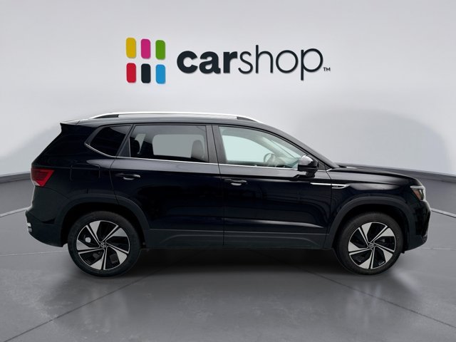 Used 2024 Volkswagen Taos SE AWD/4WD image 6