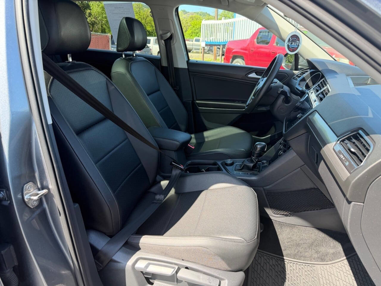 Used 2020 Volkswagen Tiguan S AWD/4WD image 29