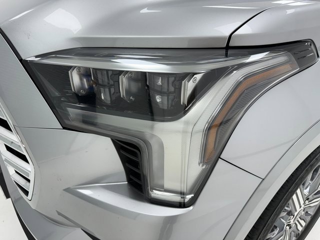 Used 2024 Toyota Sequoia Capstone image 6