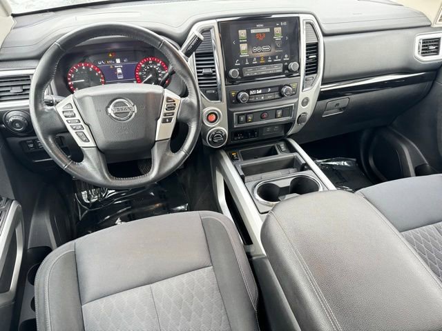 Used 2020 Nissan Titan SV image 8