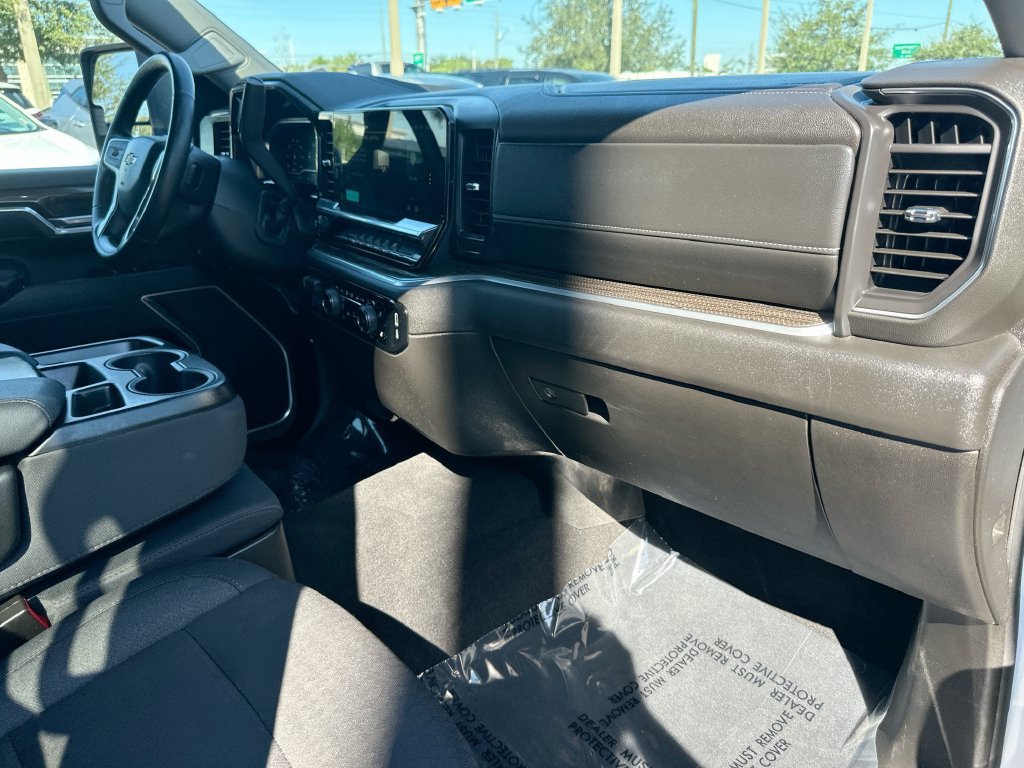 Used 2025 Chevrolet Silverado 2500 LT w/ Convenience Package AWD/4WD image 27