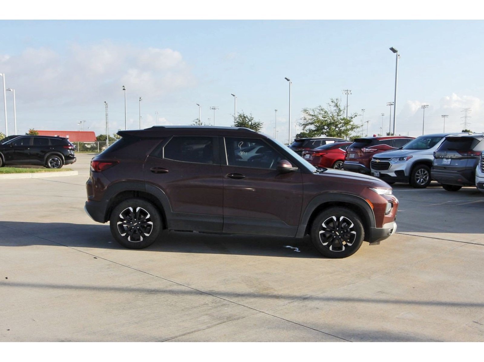 Used 2022 Chevrolet TrailBlazer LT FWD image 7