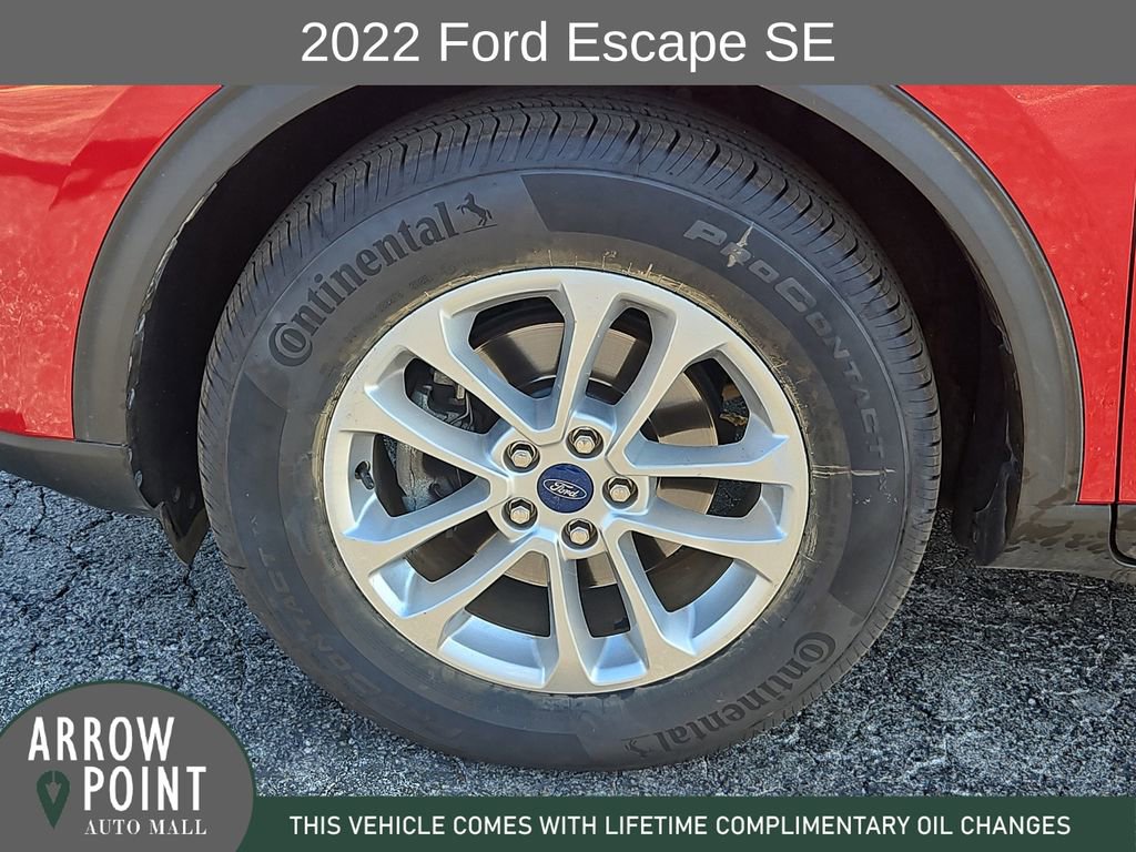 Used 2022 Ford Escape SE w/ Cold Weather Package image 16