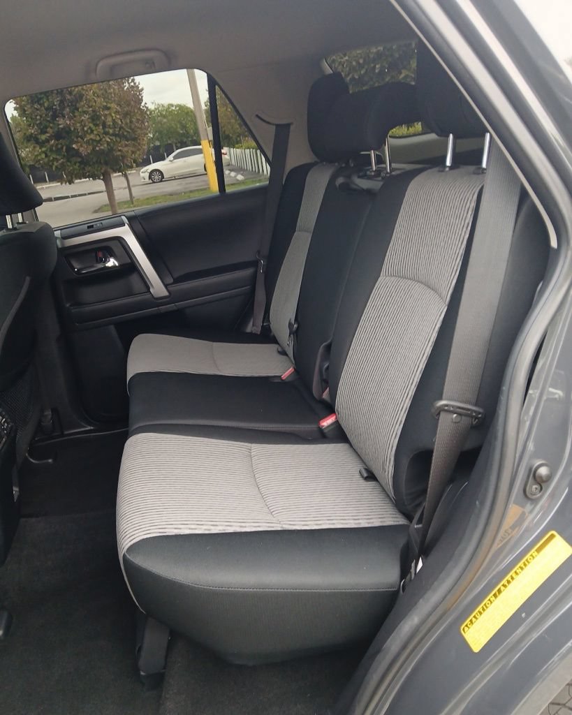 Used 2024 Toyota 4Runner SR5 RWD image 12