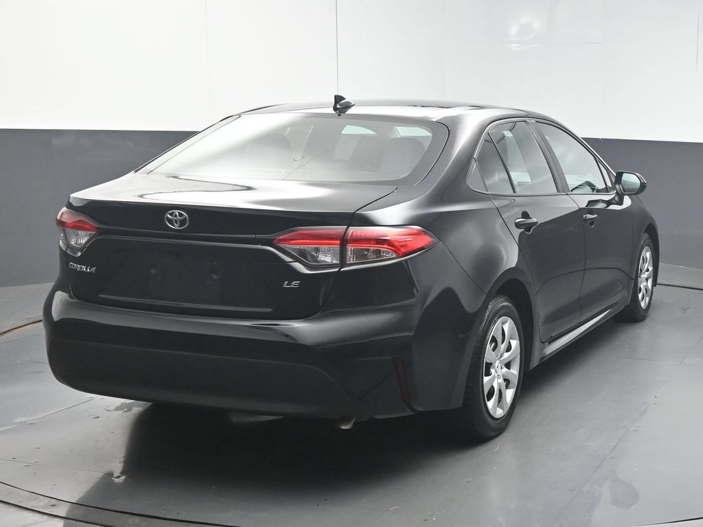 Used 2023 Toyota Corolla LE FWD image 7