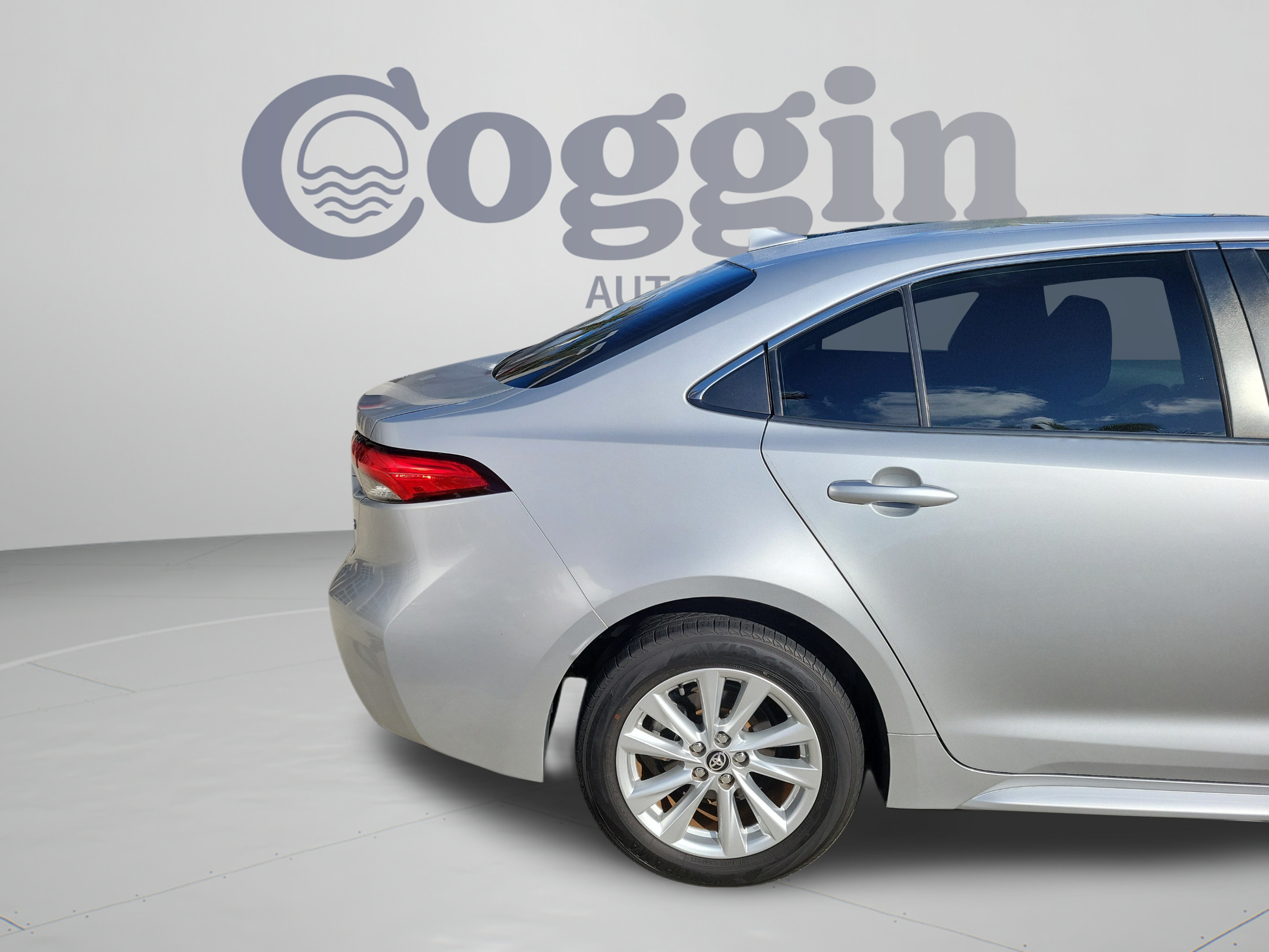 Certified 2023 Toyota Corolla XLE FWD image 31