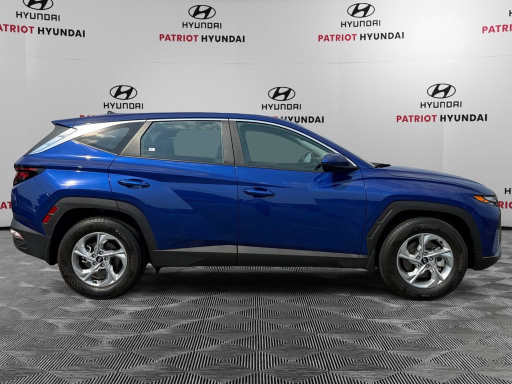 Used 2023 Hyundai Tucson SE FWD image 2