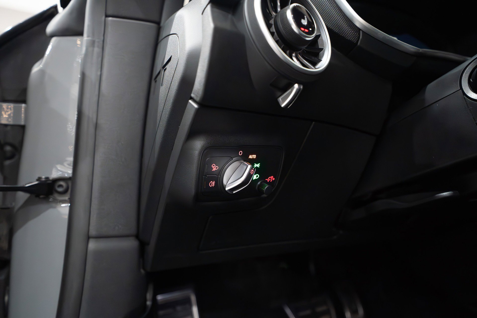 Used 2018 Audi TT RS w/ Technology Package image 14