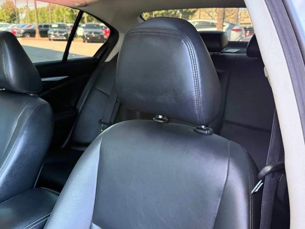 Used 2018 INFINITI Q50 Luxe RWD image 3