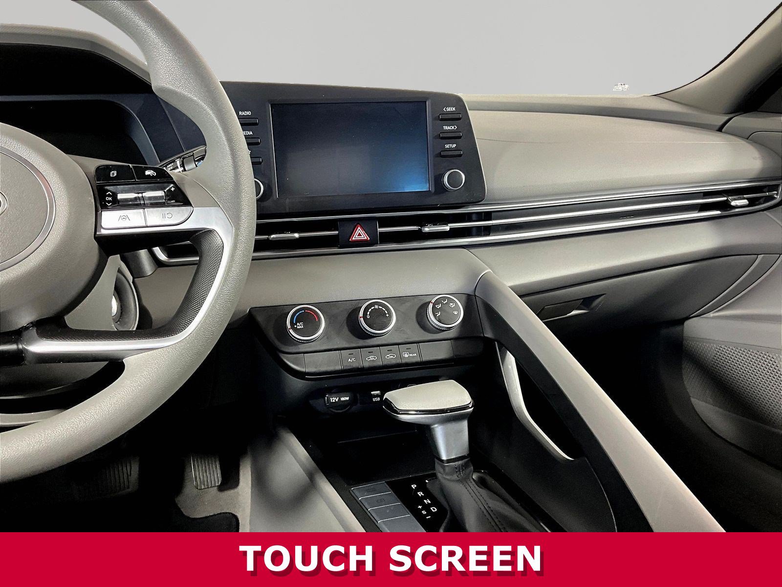 Used 2025 Hyundai Elantra SE FWD image 9