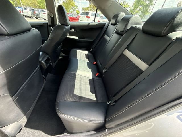 Used 2012 Toyota Camry SE image 22