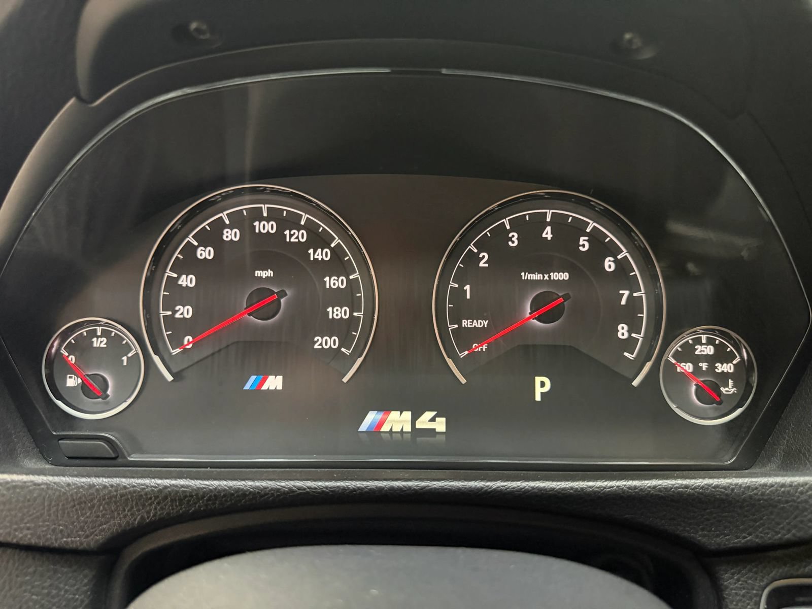 Used 2018 BMW M4 Coupe RWD image 34