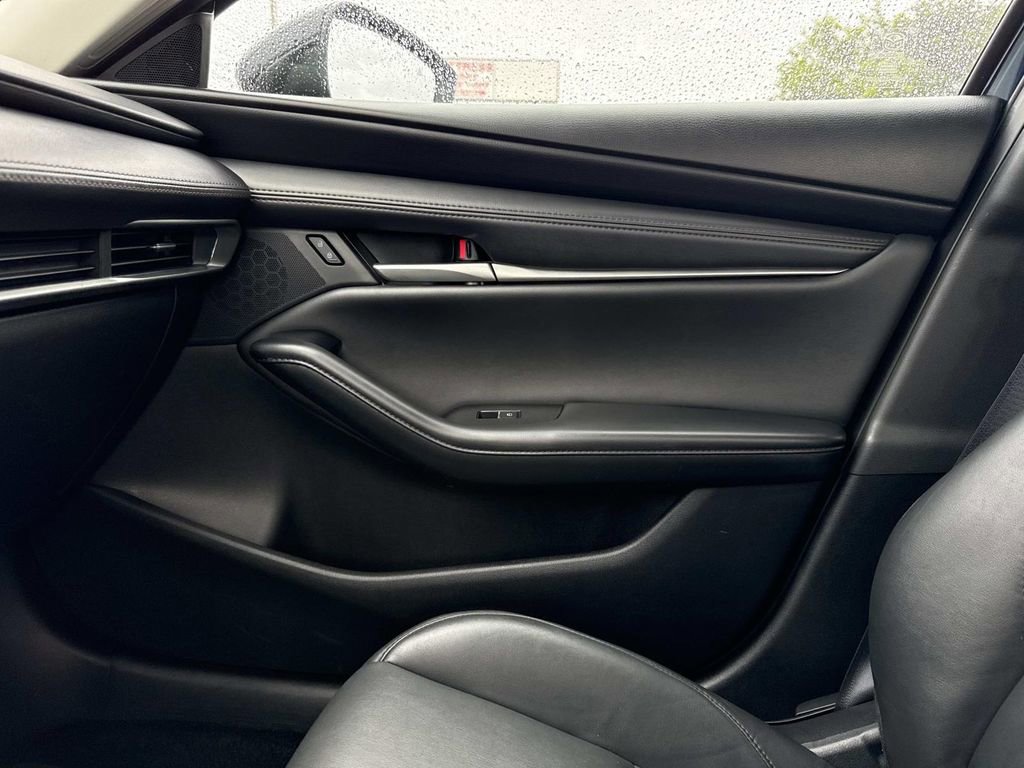 Used 2024 MAZDA MAZDA3 s image 24