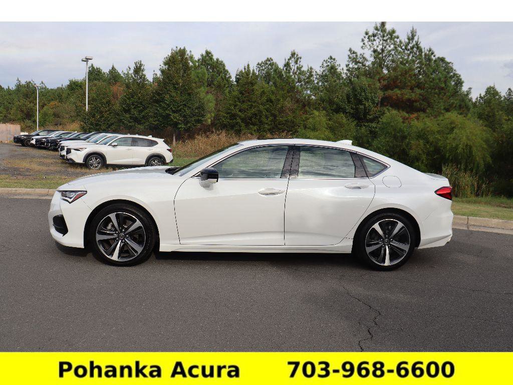 Certified 2025 Acura TLX w/ Technology Package image 4