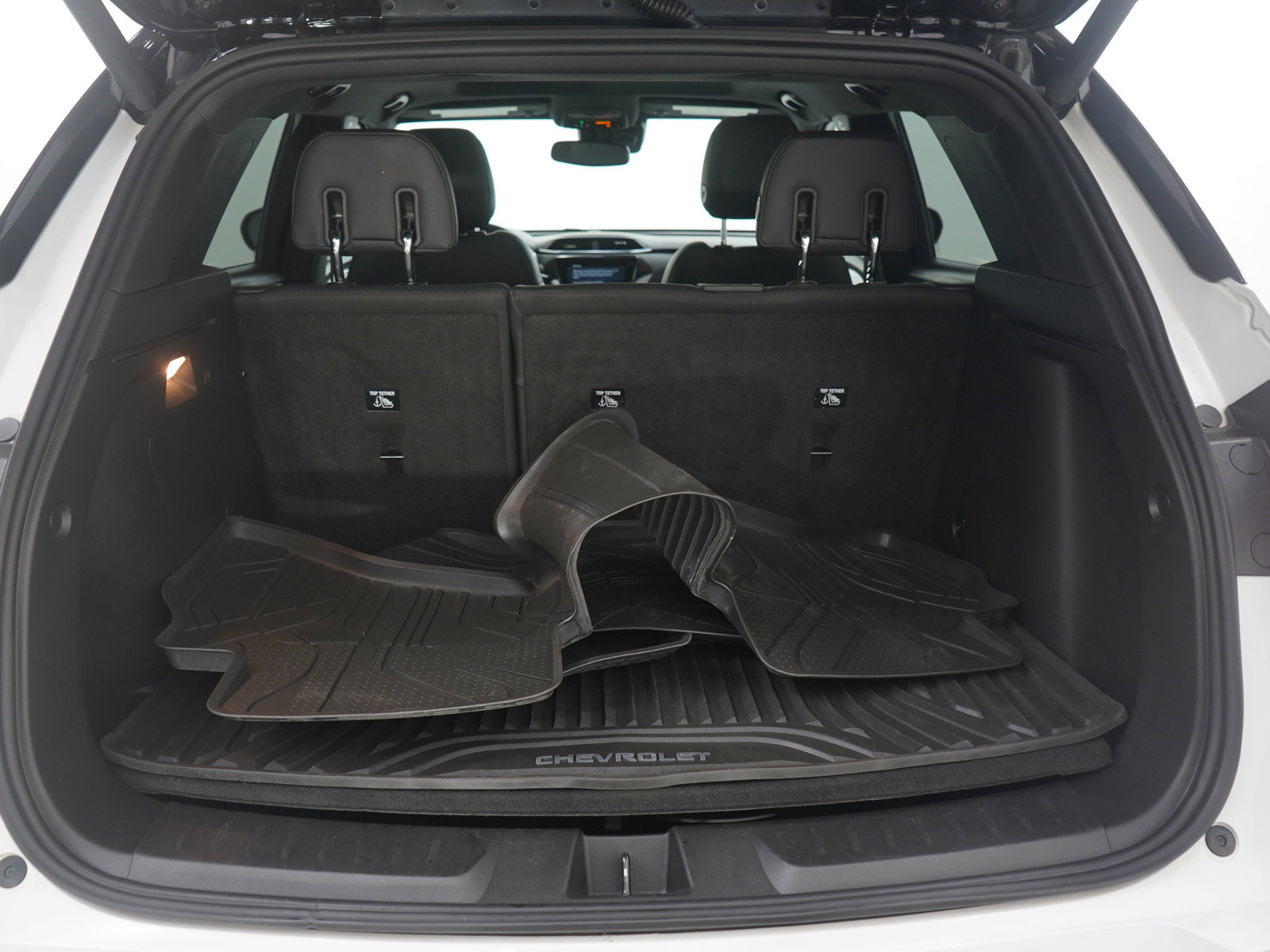 Used 2021 Chevrolet TrailBlazer RS w/ Sun and Liftgate Package AWD/4WD image 9