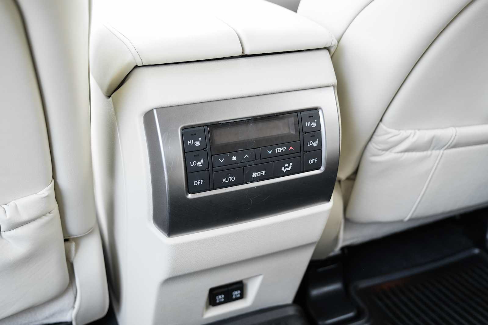 Used 2022 Lexus GX 460 Luxury w/ Sport Design Package AWD/4WD image 49