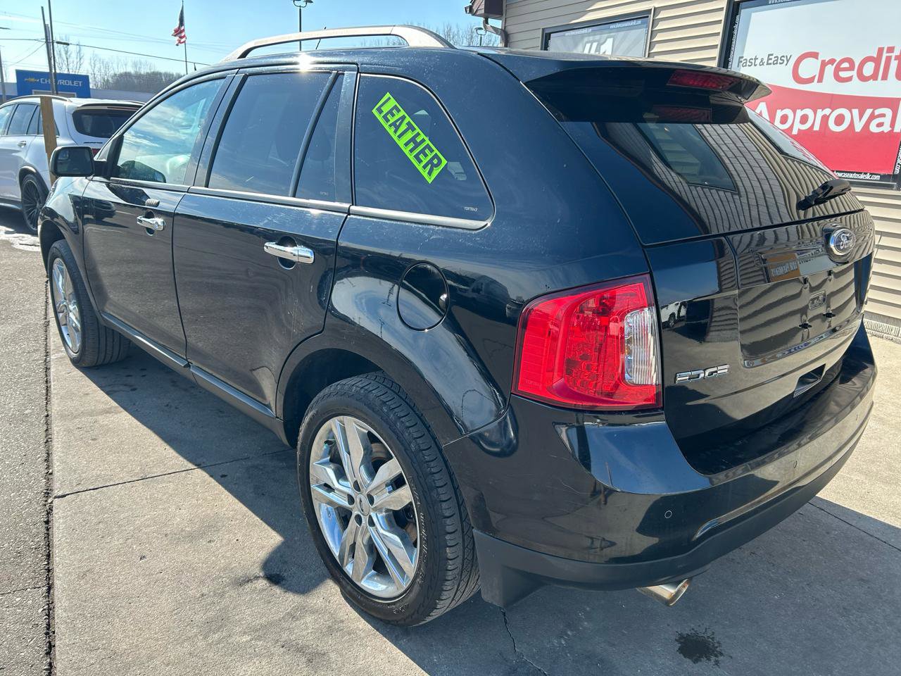 Used 2011 Ford Edge SEL image 7