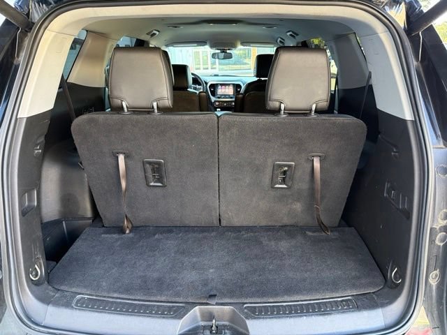 Used 2019 GMC Acadia SLT AWD/4WD image 17