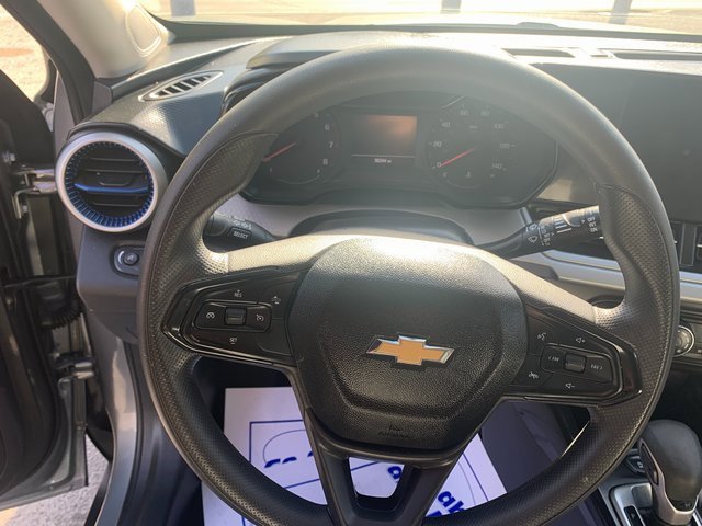 Used 2024 Chevrolet Trax LS w/ LS Convenience Package image 8