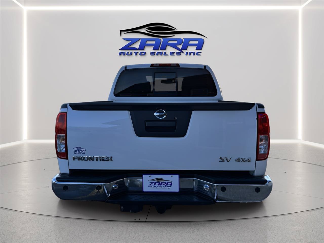 Used 2018 Nissan Frontier SV w/ Value Truck Package AWD/4WD image 5