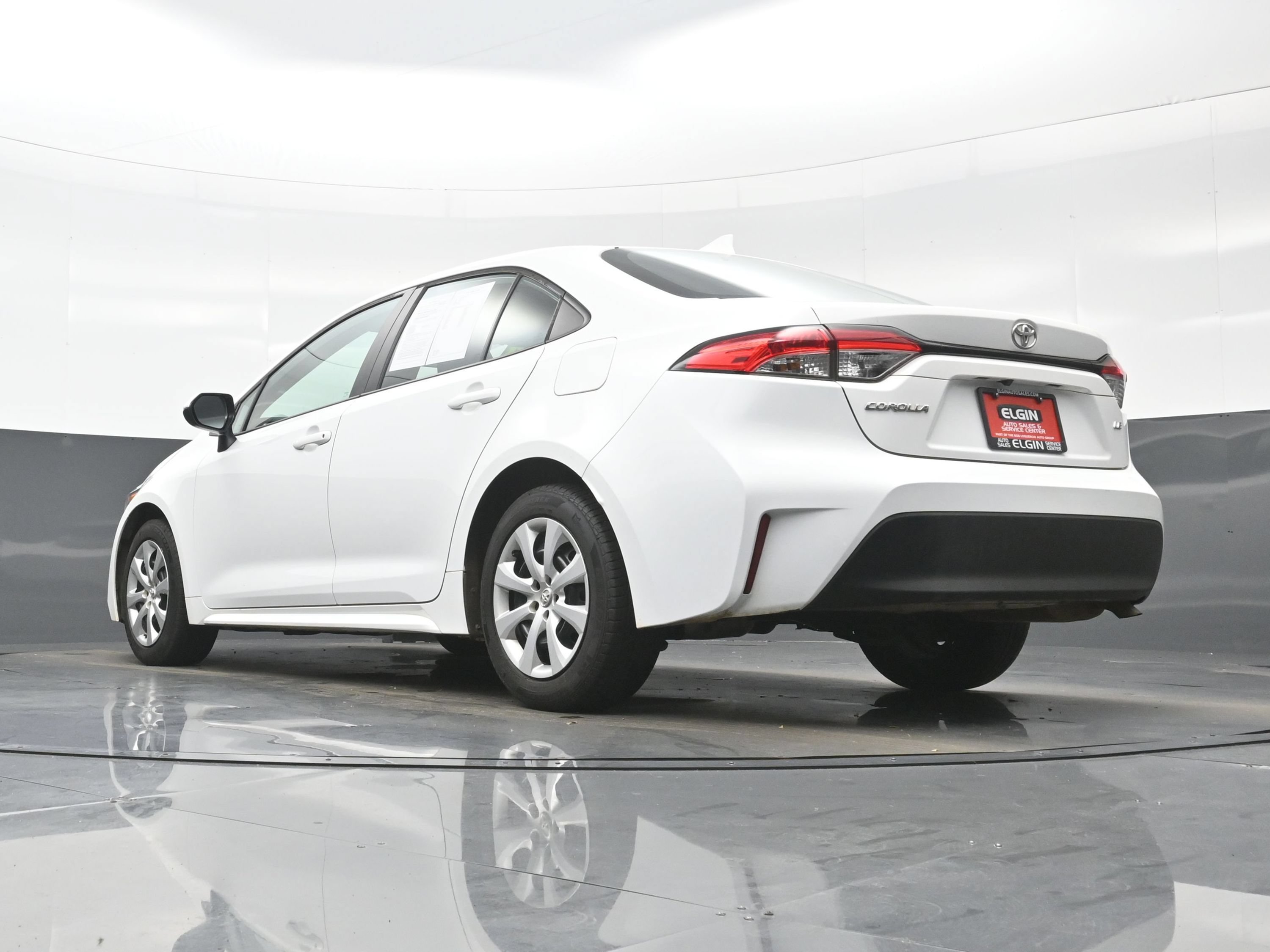 Used 2024 Toyota Corolla LE FWD image 26