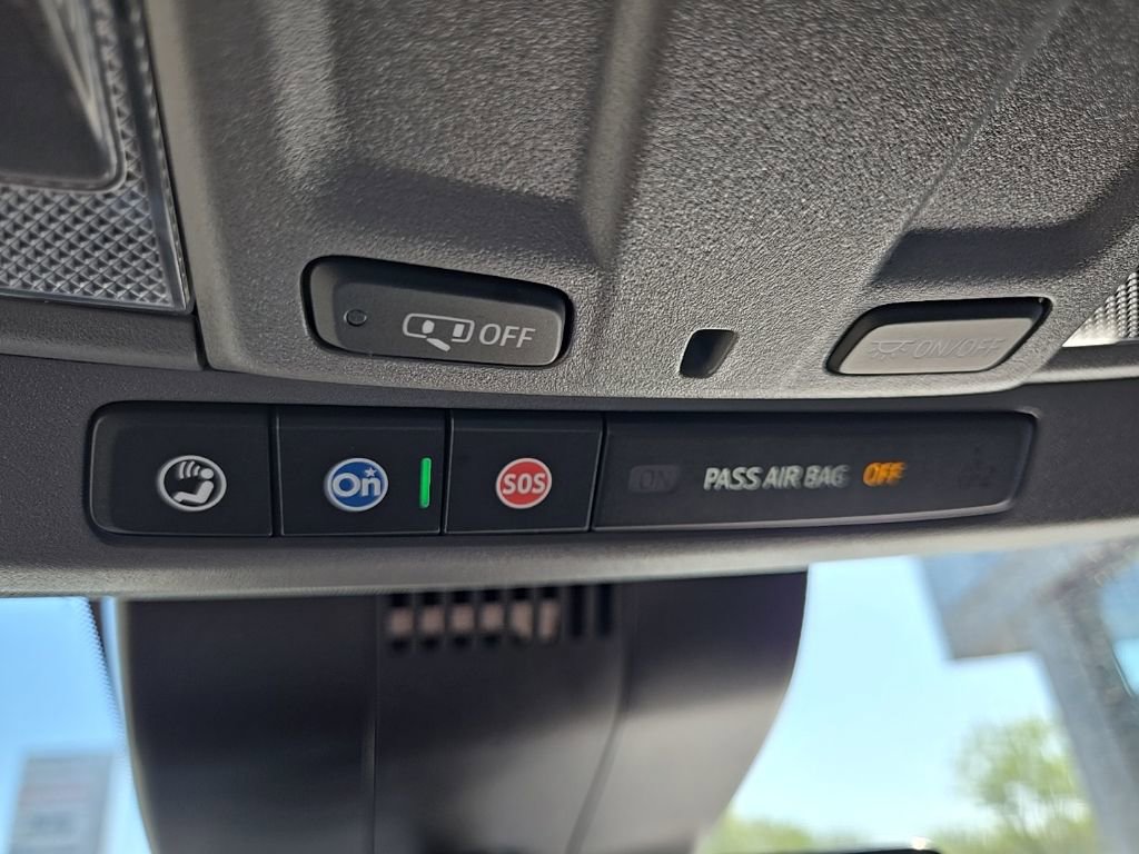 Used 2025 Chevrolet Silverado 1500 Custom AWD/4WD image 76