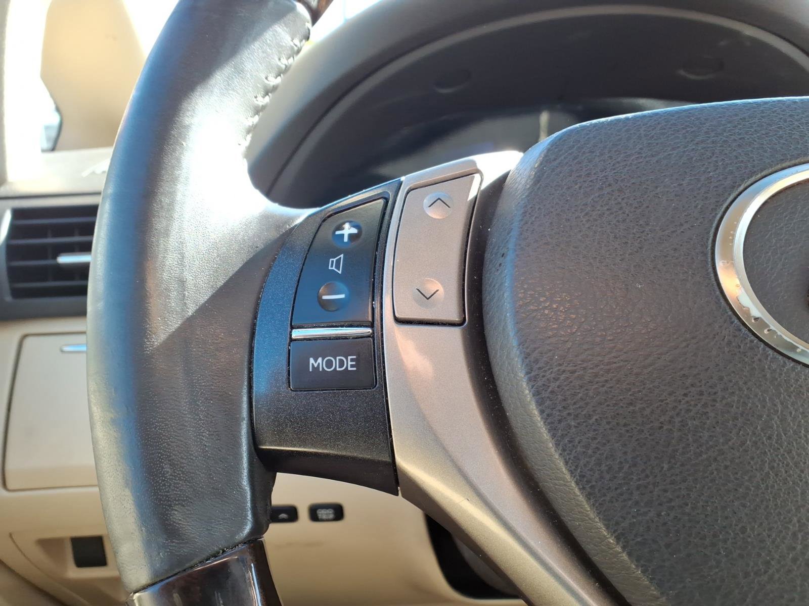 Used 2013 Lexus RX 350 AWD w/ Navigation Pkg image 20